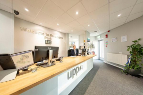 Modern City Living Studios and Apartments at Broadgate Park in Nottingham